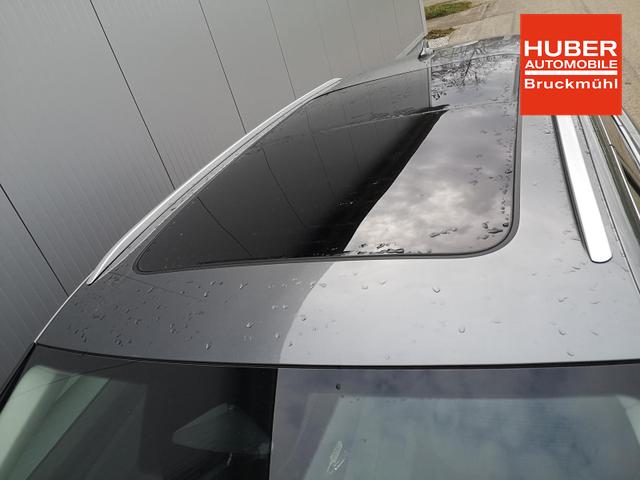 Skoda Superb Combi 2.0 TDI 142kW 4x4 Selection DSG AHK 360 Head Up Pano 