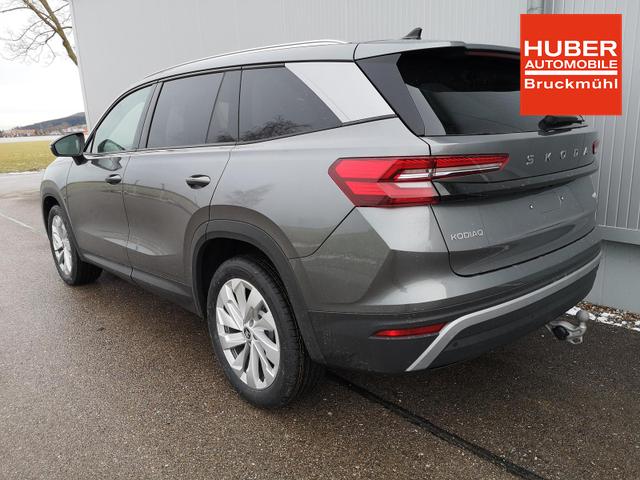Skoda Kodiaq 2.0 TDI 142 kW 4x4 Selection 7 Sitzer AHK Navi Kamera 