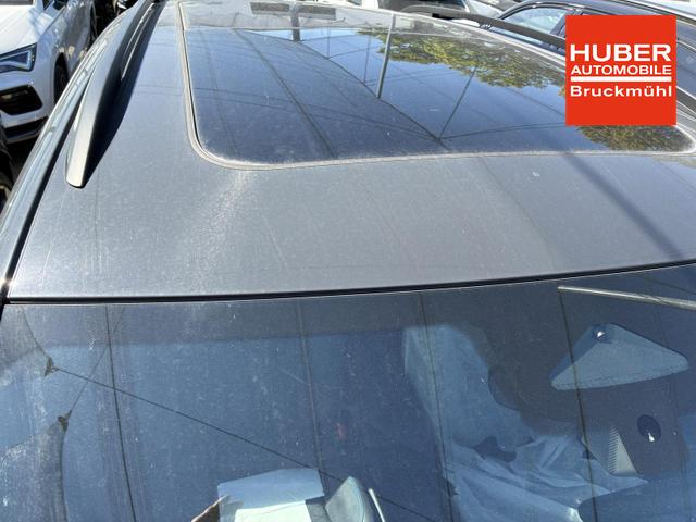 Volkswagen Tiguan 2.0 TDI 110 kW R-Line DSG Head Up Black 360 AHK 