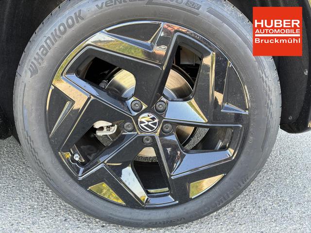 Volkswagen Tiguan 2.0 TDI 110 kW R-Line DSG Head Up Black 360 AHK 