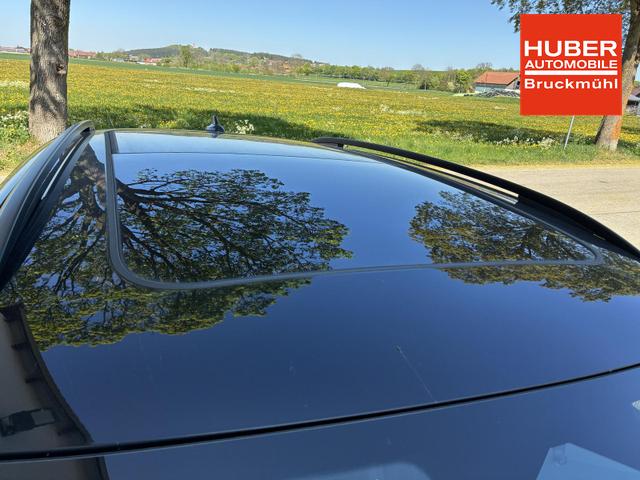 Volkswagen Tiguan 2.0 TDI 110 kW R-Line DSG Head Up Black 360 AHK 