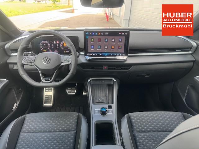 Volkswagen T-Roc 1.5 eTSI 110 kW R-Line Pano Black GV5 19 Zoll 