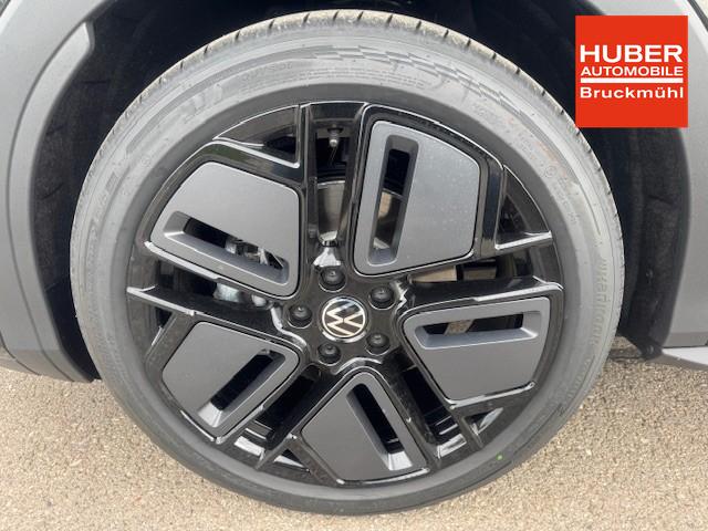Volkswagen T-Roc 1.5 eTSI 110 kW R-Line Pano Black GV5 19 Zoll 
