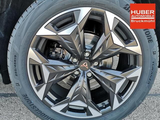 Cupra Terramar 2.0 TSI 195 kW 4Drive VZ 2.0TSI AHK ACC el. Hk Pano GV5/100TKM 