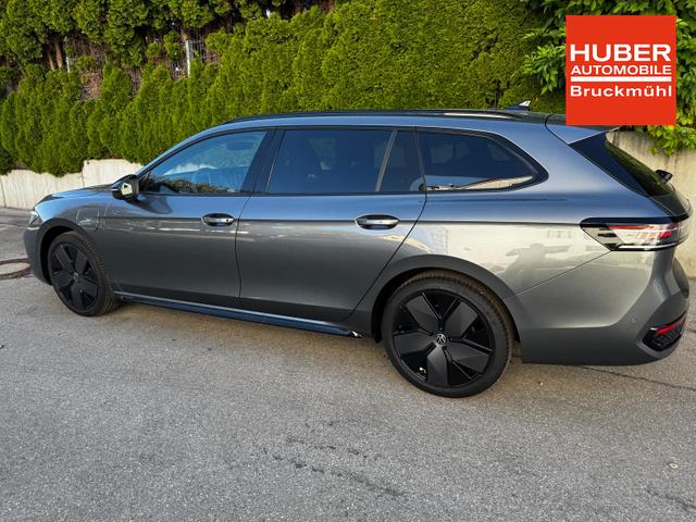Volkswagen Passat Variant 1.5 TSI eHybrid 200 kW R-Line Black AHK 360 