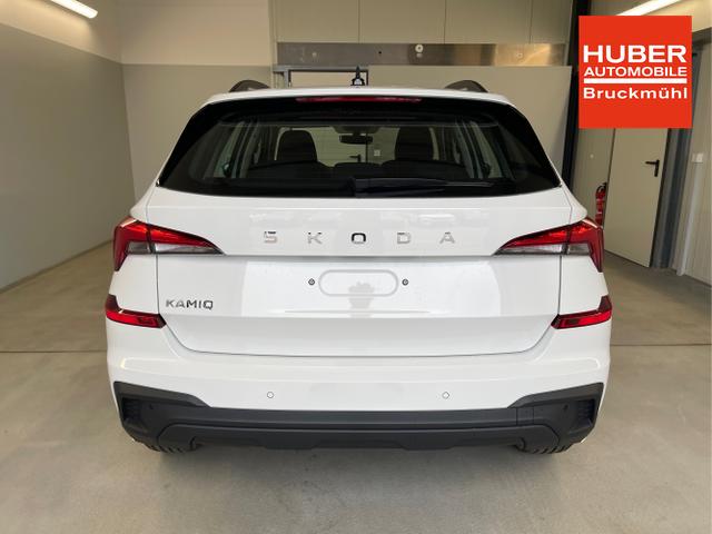 Skoda / KAMIQ / Weiß / / / 95PS Sitzheizung+App-Connect