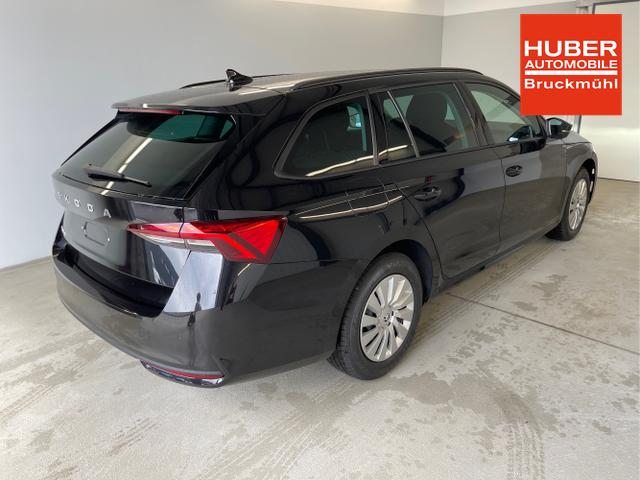 Skoda / Octavia Combi / Schwarz / / / DSG AHK+Sitzheizung+App Connect