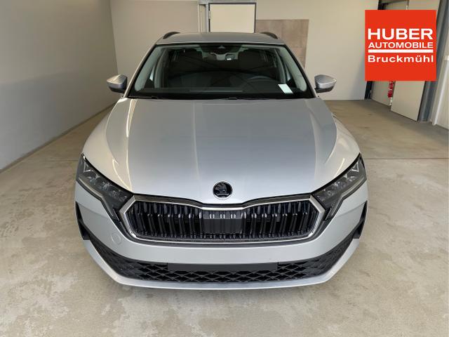 Skoda / Octavia Combi / Silber / / / DSG AHK+Sitzheizung+App Connect