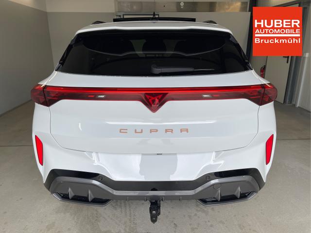 Cupra / Terramar / Weiß / / / 4Drive Pano+AKEBONO+Matrix+AHK+Stdhz+20 Zoll
