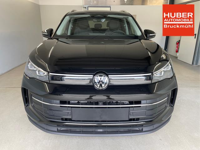 Volkswagen / Tiguan / Schwarz / / / 204PS DSG eHybrid IQ.Light+Navi