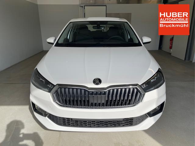 Skoda / Fabia / Weiß / / / 115PS Sitzheizung + App Connect