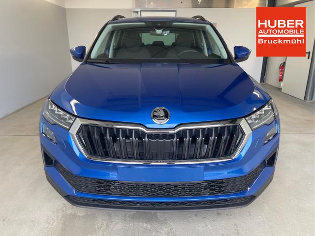 Skoda / Karoq / Blau / / / 150PS DSG AHK+Kessy