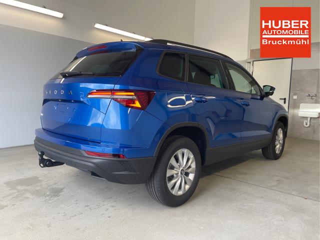 Skoda / Karoq / Blau / / / 150PS DSG AHK+Kessy