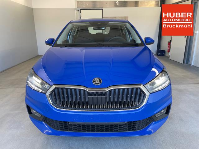 Skoda / Fabia / Blau / / / 115PS App Connect