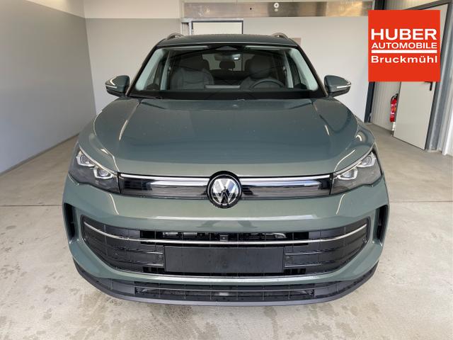 Volkswagen / Tiguan / Grün / / / eHybrid DSG 360°+Navi+Kessy+AHK