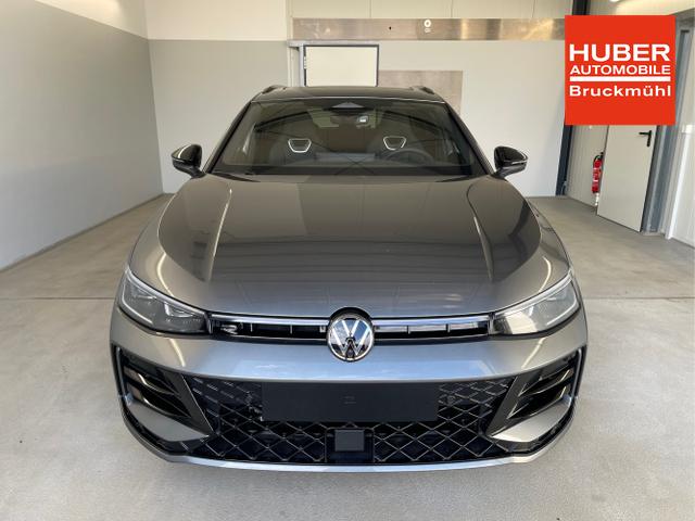 Volkswagen / Passat Variant / Grau / / / 265PS AHK+Pano+Harman Kardon