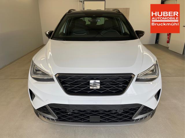 Seat / Arona / Wei&szlig; / / / 115PS DSG AHK+Kamera+ACC+VollLED+Sitzheizung