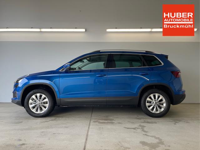 Skoda / Karoq / Blau / / / 150PS TDI DSG 4x4 AHK+Navi+ACC+Kamera+Sitzheiz+eHeck+GV5