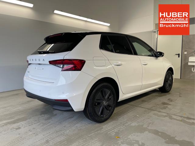 Skoda / Fabia / Weiß / / / Selection 115PS DSG Dynamic+Kamera+Kessy+Alu16+Sitzheiz+Climatronic+PDCvo+hi 