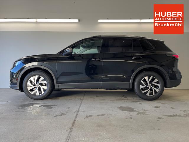 Volkswagen / Tiguan / Schwarz / / / 150PS eTSI DSG AHK+360°+IQ.Light+IQ.Drive+Navi