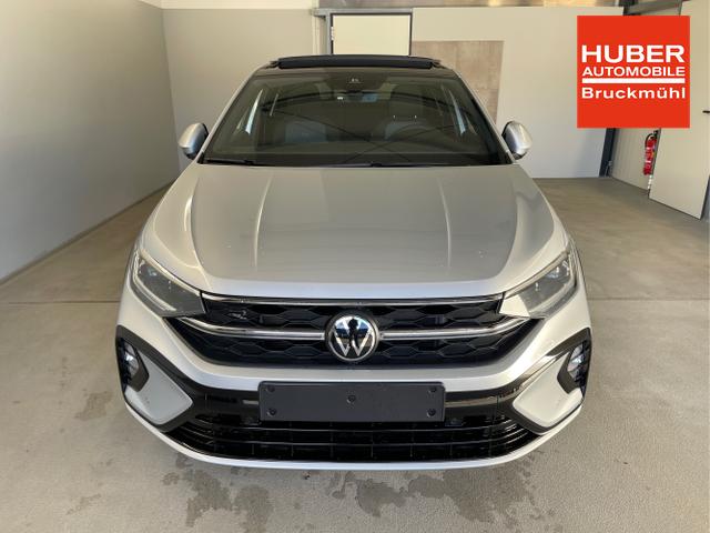 Volkswagen / Taigo / Silber / / / 150PS DSG Pano+IQ.Light+Discover Pro