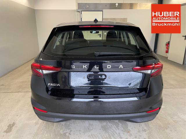 Skoda / Fabia / Schwarz / / / 95PS Sitzheizung+4 Jahre Garantie