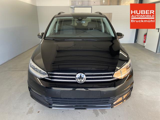 Volkswagen / Touran / Schwarz / / / 1.5 TSI DSG 7Sitz+AHK+IQ.Light+Kamera+Navi+eHeck+Keyless+Sitzheiz