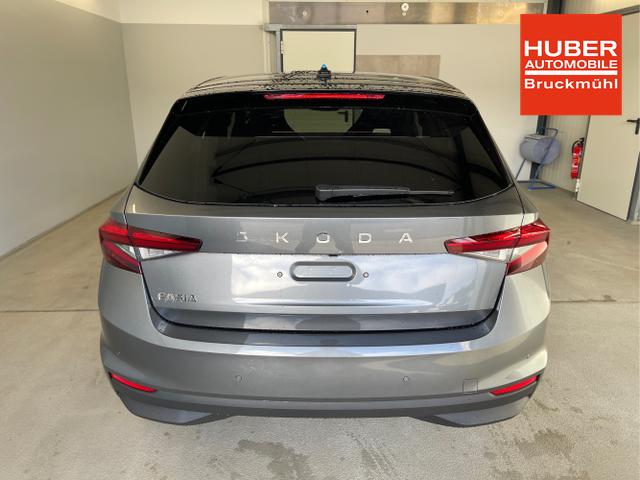 Skoda / Fabia / Grau / / / Selection 115PS DSG AHK+Dynamic+Kamera+Kessy+Alu16+Sitzheiz+Climatron+PDCvohi 