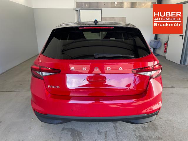 Skoda / Fabia / Rot / / / Selection 115PS DSG AHK+Dynamic+Kamera+Kessy+Alu16+Sitzheiz+Climatron+PDCvohi 