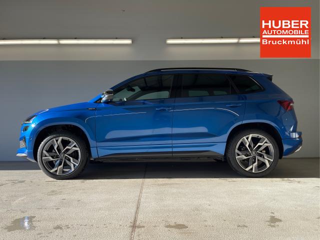 Skoda / Karoq / Blau / / / TSI 4x4 360°+19 Zoll+Navi+AHK