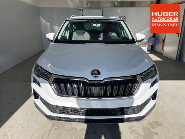 Skoda / Karoq / Wei&szlig; / / / 150PS TDI DSG 4x4 AHK+Navi+ACC+Kamera+Sitzheiz+eHeck+GV5