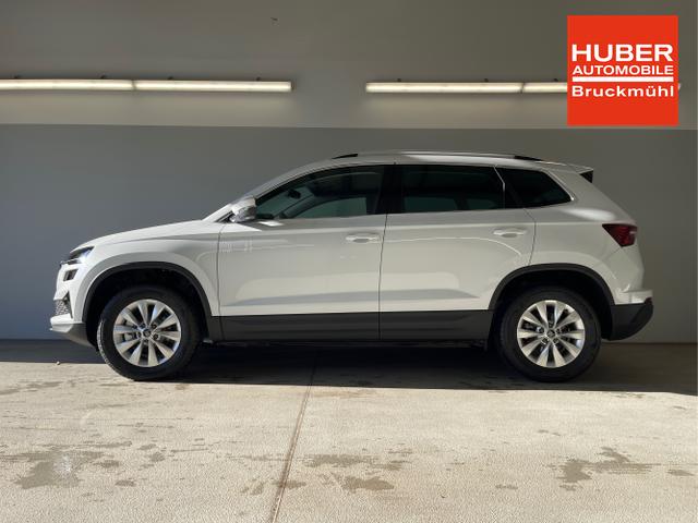 Skoda / Karoq / Wei&szlig; / / / 150PS TDI DSG 4x4 AHK+Navi+ACC+Kamera+Sitzheiz+eHeck+GV5