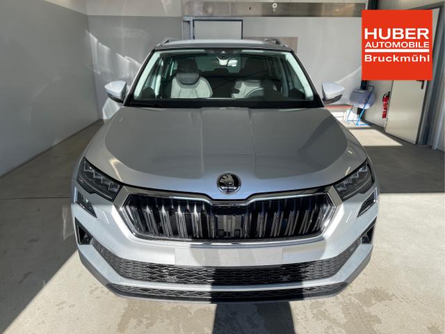 Skoda / Karoq / Silber / / / 150PS TDI DSG 4x4 AHK+Navi+ACC+Kamera+Sitzheiz+eHeck+GV5