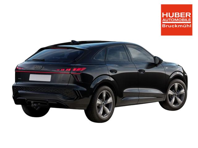 Audi Q3 Sportback NEU TFSI quattro S line TechPro+Matrix+AHK+Alu19+KlimaPlus+ExtSchwarz+DCC 