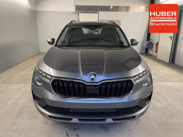 Skoda / KAMIQ / Grau / / / 115PS DSG Matrix+AHK+Kamera+PDC vor+hi+Kessy+Sitzheizung+GVL