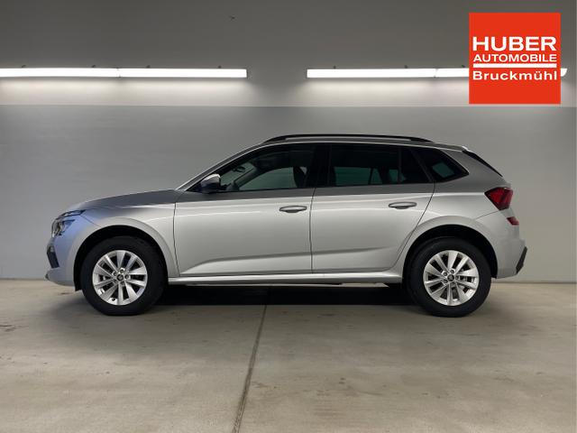 Skoda / KAMIQ / Silber / / / 115PS DSG Matrix+AHK+Kamera+PDC vor+hi+Kessy+Sitzheizung+GVL