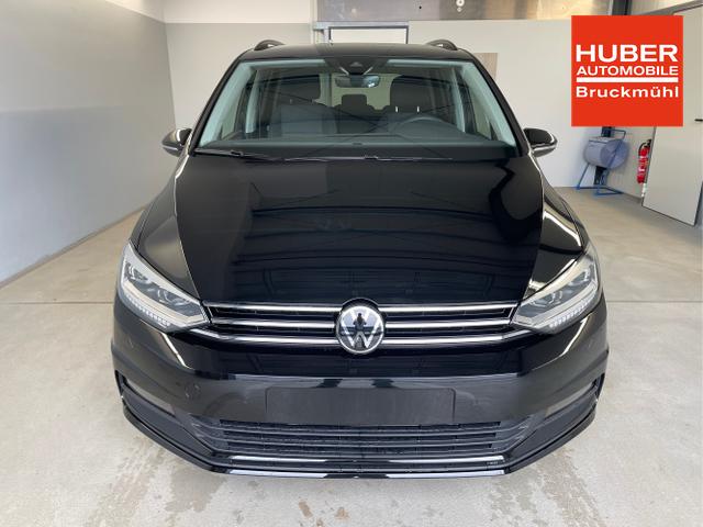 Volkswagen / Touran / Schwarz / / / 7Si+IQ.Light+TrailerAss+Cam