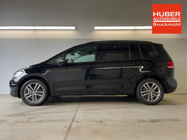Volkswagen / Touran / Schwarz / / / 7Si+IQ.Light+TrailerAss+Cam