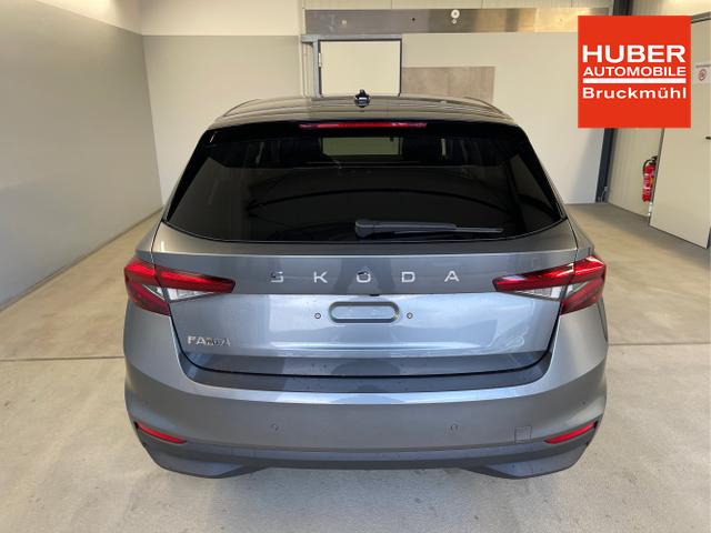 Skoda / Fabia / Grau / / / 115PS Alu+AHK+Kessy+Kamera+GV5