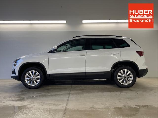 Skoda / Karoq / Wei&szlig; / / / 150PS DSG AHK+Kamera+ACC+Kessy+Kamera+ParkPilot vo+hi+App