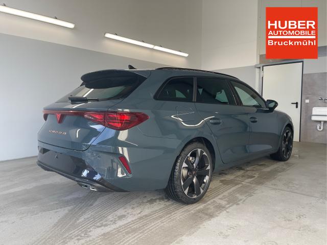 Cupra / Leon Sportstourer / Blau / / / 150PS TDI DSG AHK+Kamera+el. Heckklappe