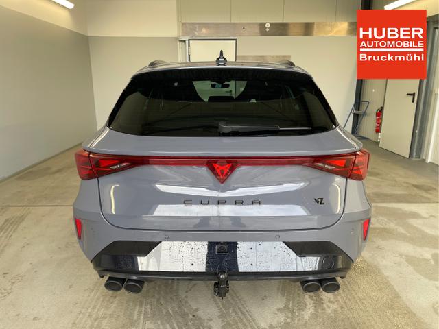 Cupra / Leon Sportstourer / Grau / / / 333PS DSG 4Drive Matrix+Navi+Winter+AHK+Intelligent Drive