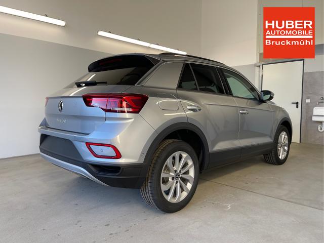 Volkswagen / T-Roc / Silber / / / 150PS AHK+Keyless+Kamera+ACC+Sitzheiz+Climatronic+Alu17