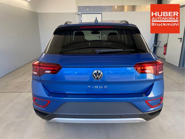 Volkswagen / T-Roc / Blau / / / 150PS AHK+Keyless+Kamera+ACC+Sitzheiz+Climatronic+Alu17