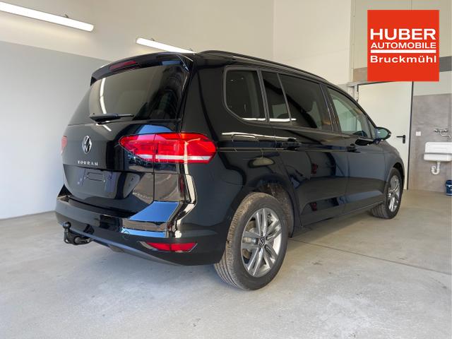 Volkswagen / Touran / Schwarz / / / 1.5 TSI DSG 7Sitz+AHK+IQ.Light+Kamera+Navi+eHeck+Keyless+Sitzheiz
