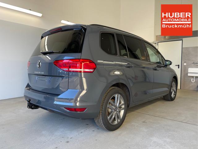 Volkswagen / Touran / Grau / / / 1.5 TSI DSG 7Sitz+AHK+IQ.Light+Kamera+Navi+eHeck+Keyless+Sitzheiz