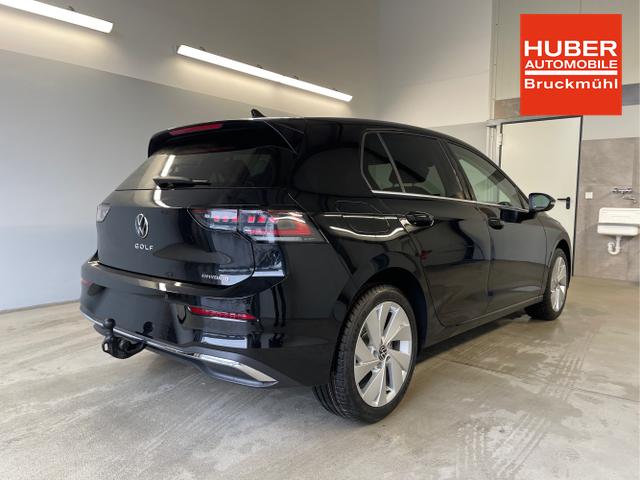 Volkswagen / Golf / Schwarz / / / 1.5 eHybrid 150kW/204PS DSG IQ.Light+Navi+Travel Assist+HUD+Winterpaket