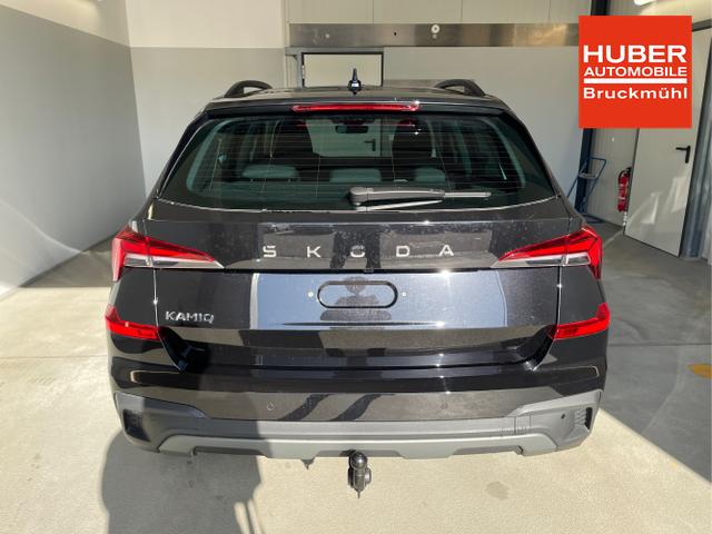 Skoda / KAMIQ / Schwarz / / / 115PS DSG Matrix+AHK+Kamera+PDC vor+hi+Kessy+Sitzheizung+GVL