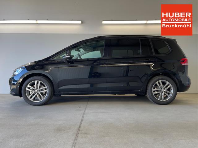 Volkswagen / Touran / Schwarz / / / 150PS 7Si+IQ.Light+TrailerAss+Cam+Navi+Kamera+Alarm+Kessy+App-Connect