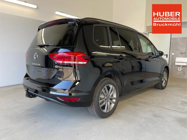 Volkswagen / Touran / Schwarz / / / 150PS 7Si+IQ.Light+TrailerAss+Cam+Navi+Kamera+Alarm+Kessy+App-Connect